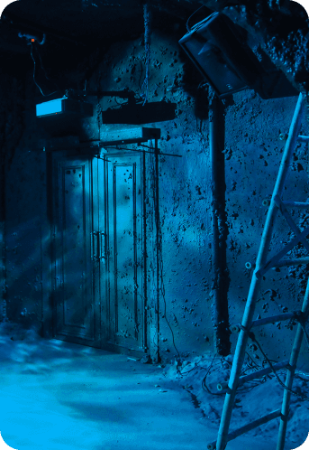 Deep inside the Titanic - Image 12